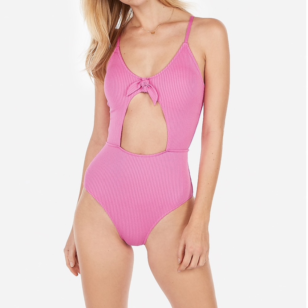 💓Express Pink One-Piece Swimsuit